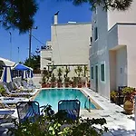 Ifestia 4* Kamári
