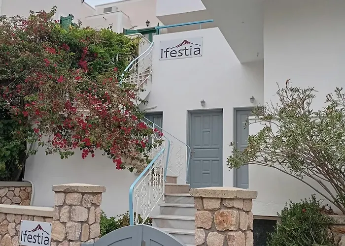 Ifestia Aparthotel