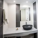 Ifestia Apartmanhotel