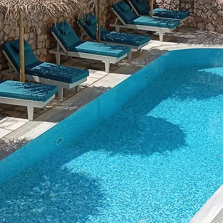 Aparthotel Ifestia Kamari (Santorini)