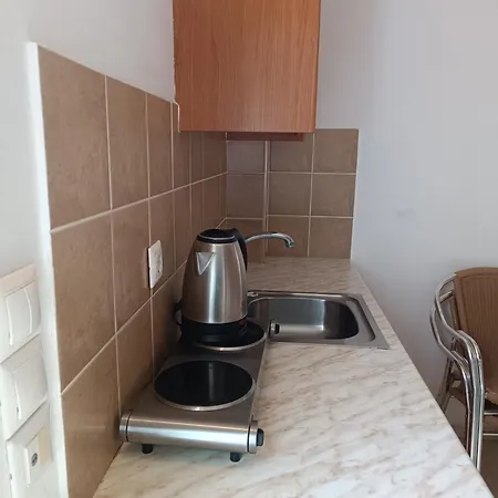 Ifestia 4* Kamári