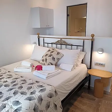 Ifestia Apart-hotel Kamári