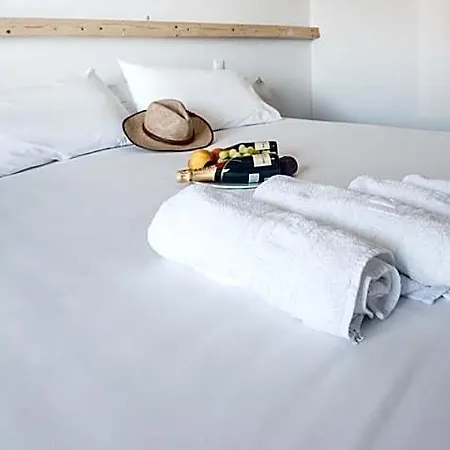 Ifestia 4* Kamári