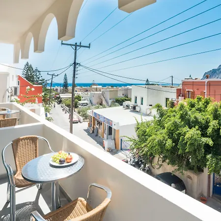 Ifestia 4* Kamári