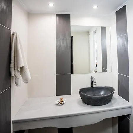 Ifestia Aparthotel