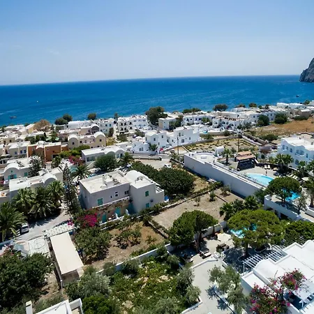Ifestia Kamari (Santorini)