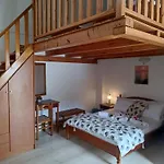 Ifestia 4* Kamári