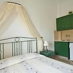 Aparthotel Ifestia 4*